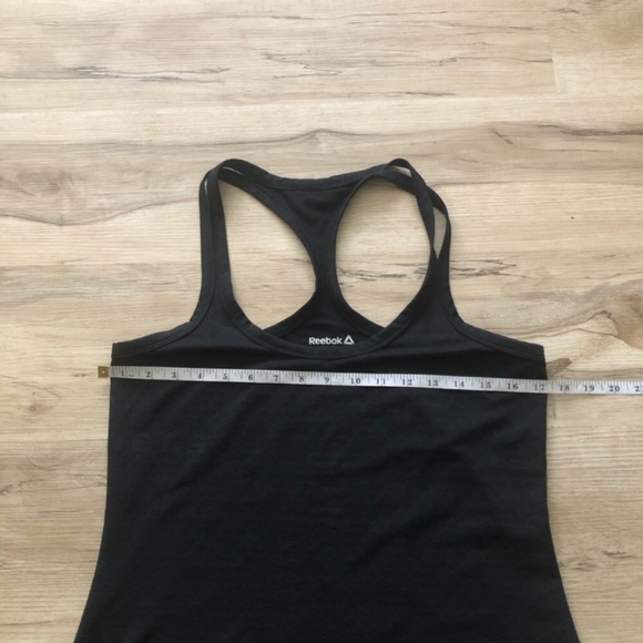 Reebok Black Fitted Sleeveless Backless Tank Top - Picture 3 of 5
